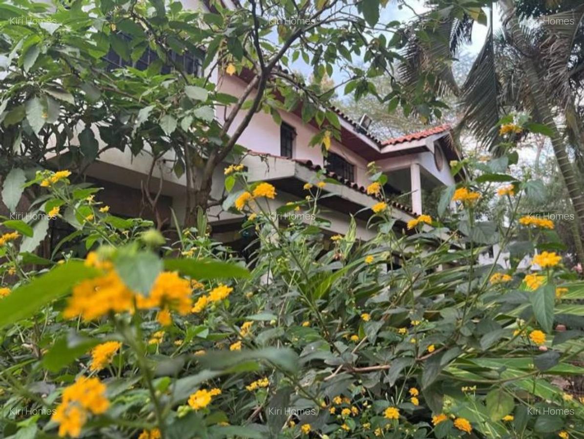 5 Bed Townhouse with En Suite in Runda - 13