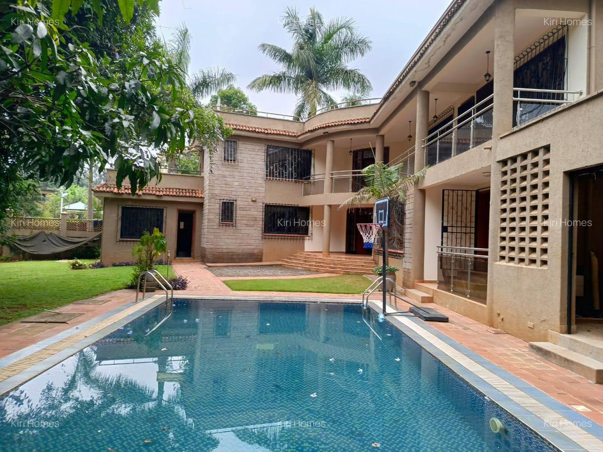 4 Bed Townhouse with En Suite in Nyari - 19