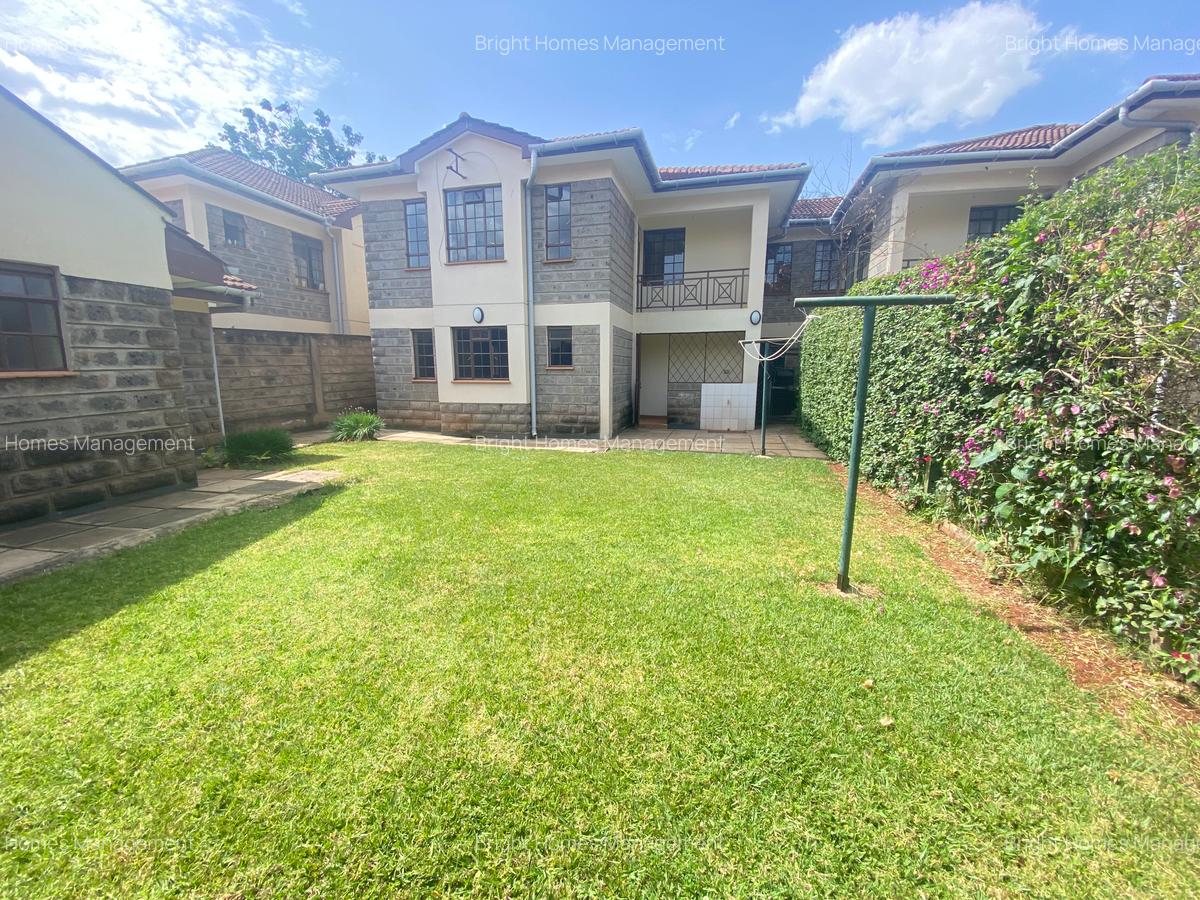 5 Bed Townhouse with En Suite in Lavington - 1