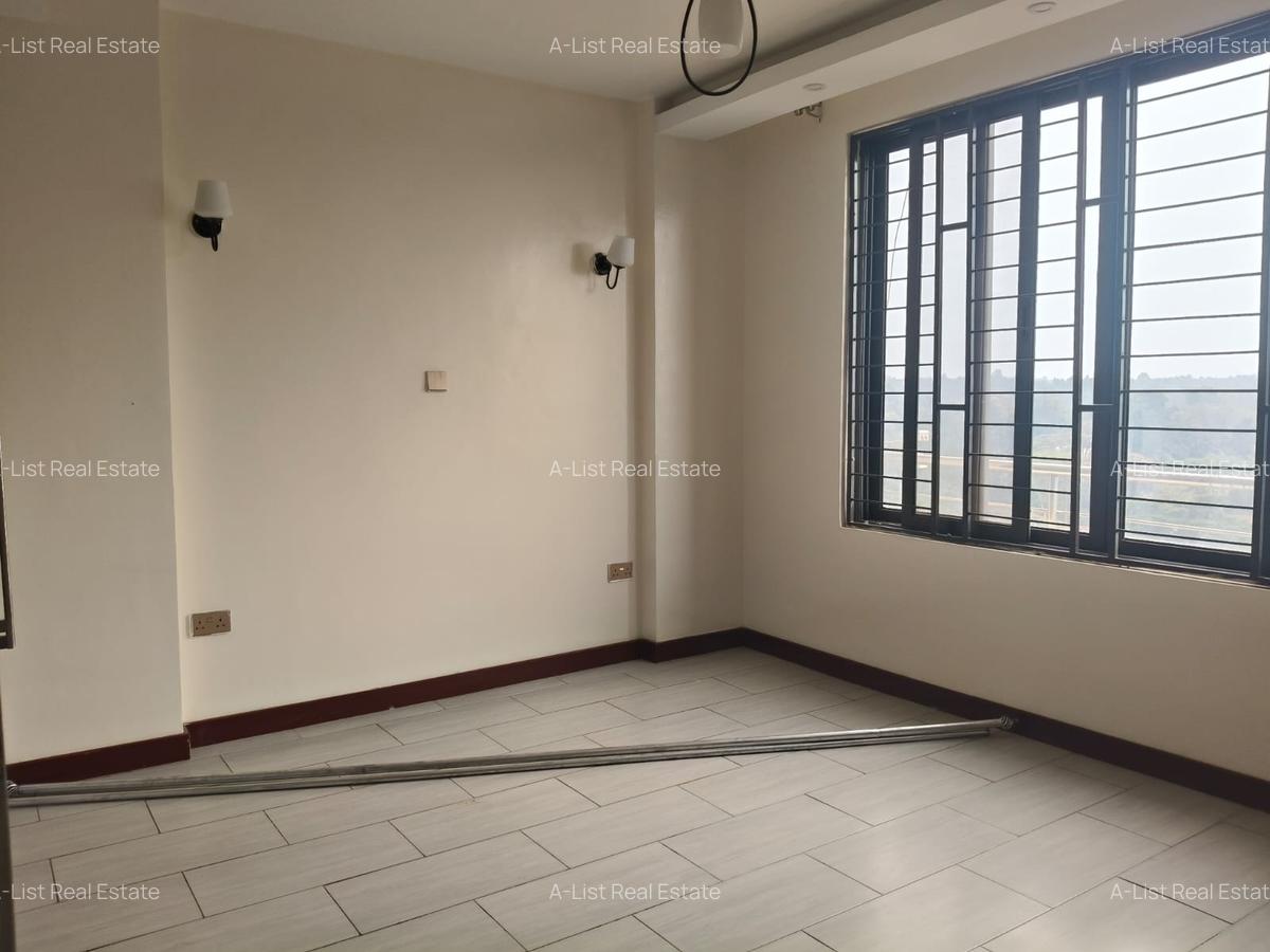 3 Bed Apartment with En Suite at 4Th Parklands - 9