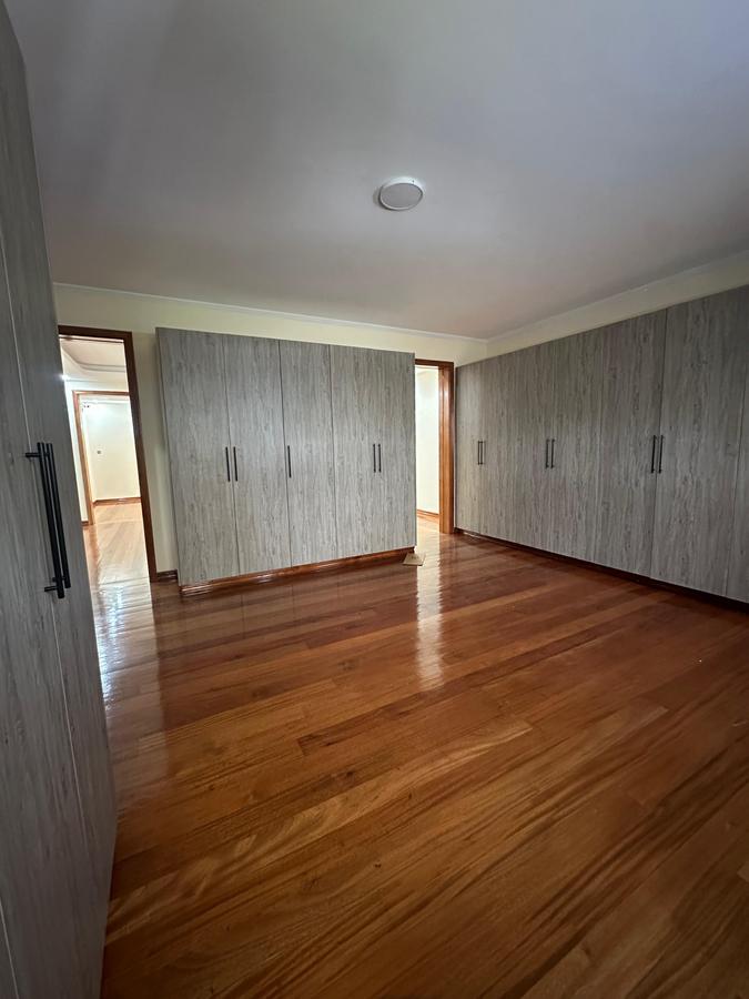 3 Bed Townhouse with En Suite at Nyari - 3