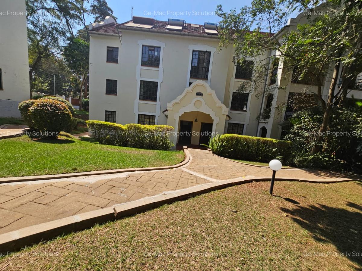 3 Bed Apartment with En Suite in Muthaiga - 18