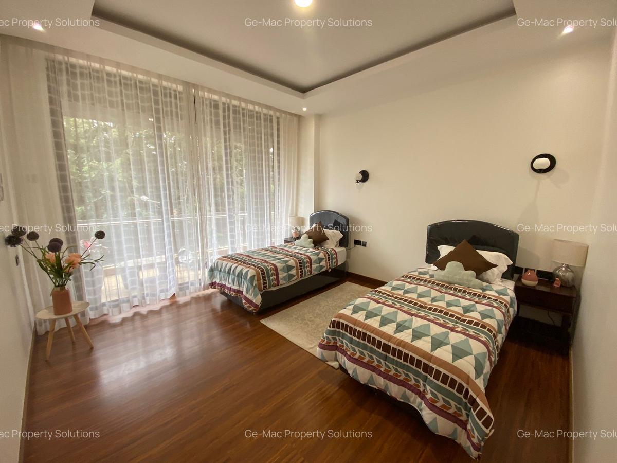 4 Bed Apartment with En Suite in Spring Valley - 12