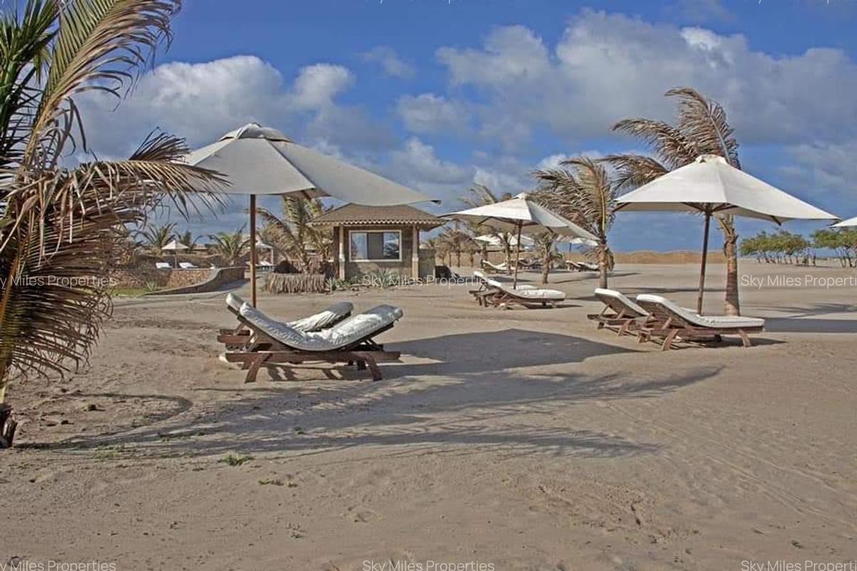 Furnished 10 ac Commercial Property with Service Charge Included at Malindi - 7