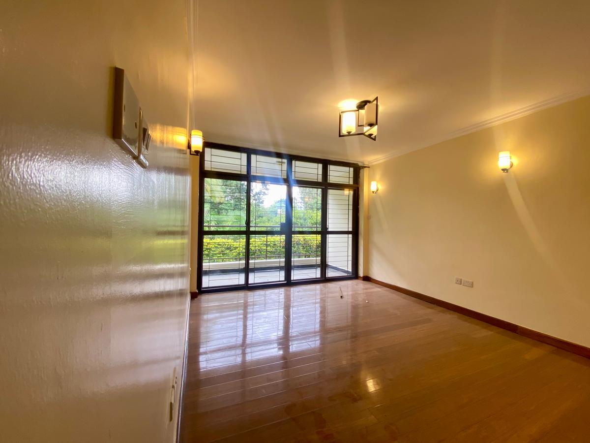 5 Bed Townhouse with En Suite in Lavington - 8