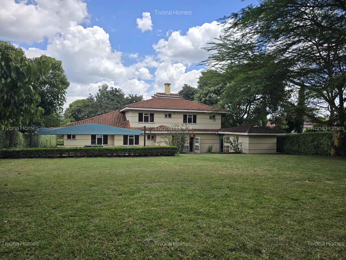 4 Bed House with En Suite in Runda - 1