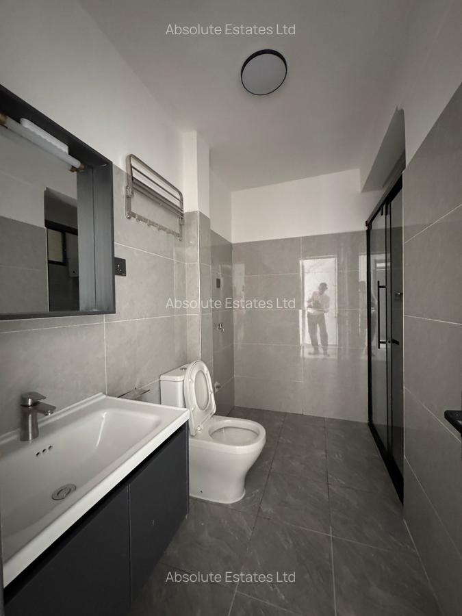 2 Bed Apartment with En Suite in Kilimani - 16