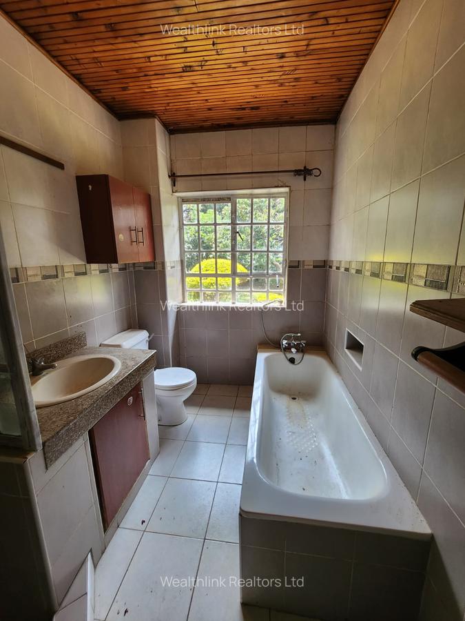 4 Bed Townhouse with En Suite at Karen - 6