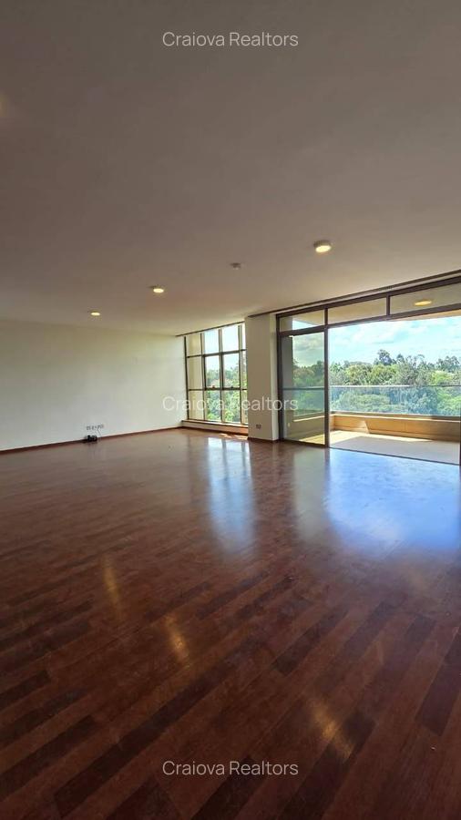 3 Bed Apartment with En Suite at 6Th Parklands - 8