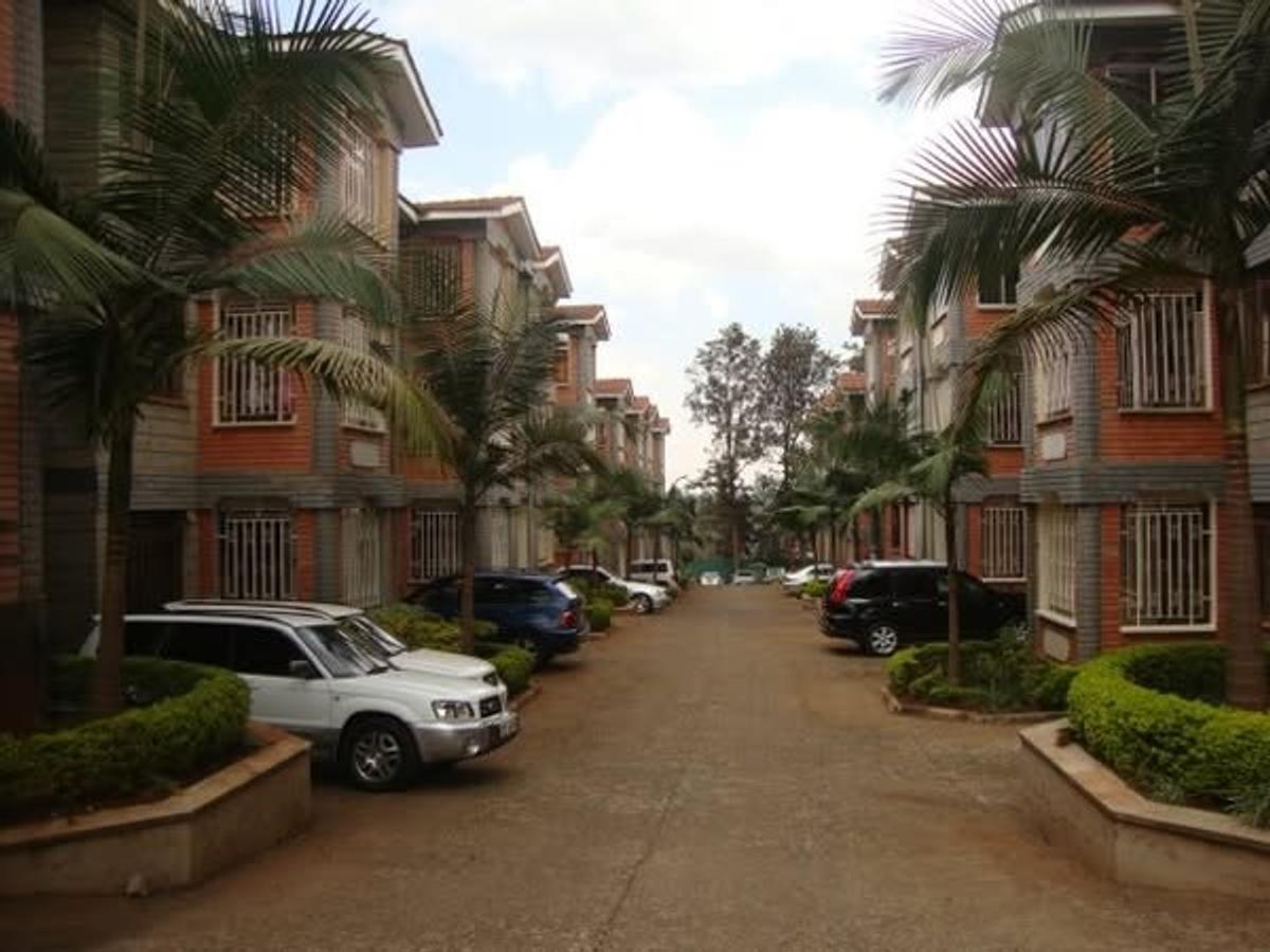 3 Bed Apartment with En Suite at Lavington Estate Nairobi - 5