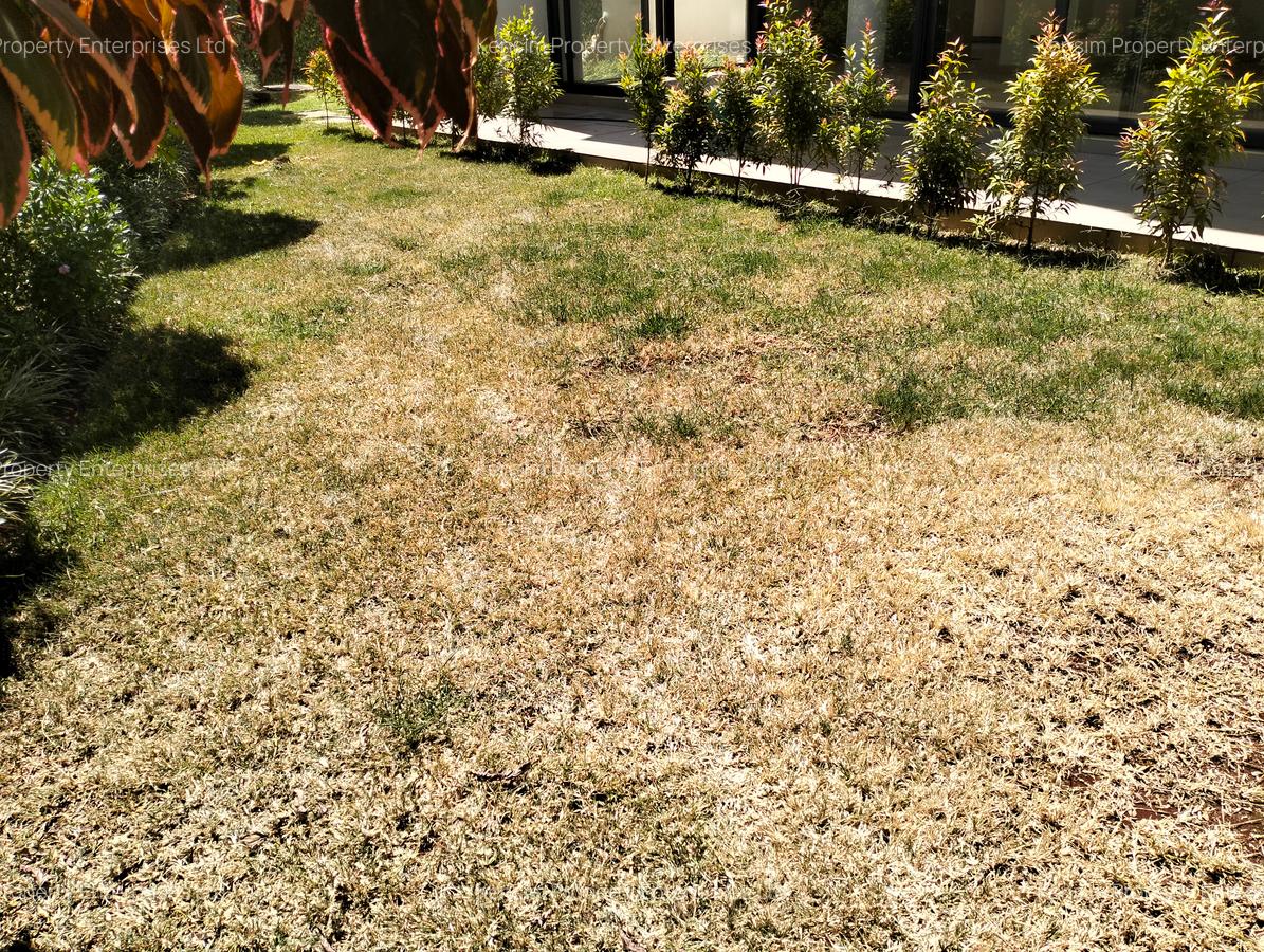 4 Bed Townhouse with En Suite in Lavington - 8