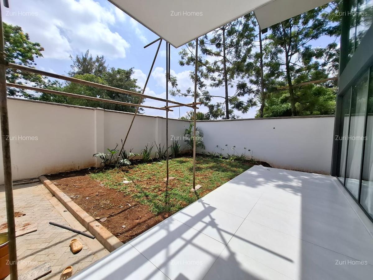 5 Bed Townhouse with En Suite in Lavington - 5