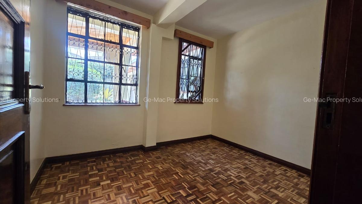 4 Bed House with En Suite in Runda - 7