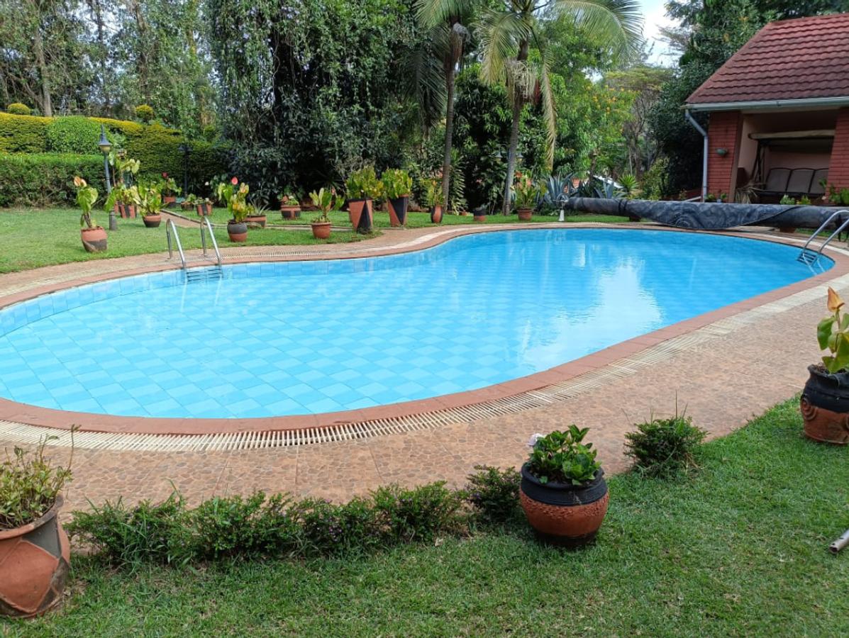 4 Bed House with En Suite at Old Runda - 3