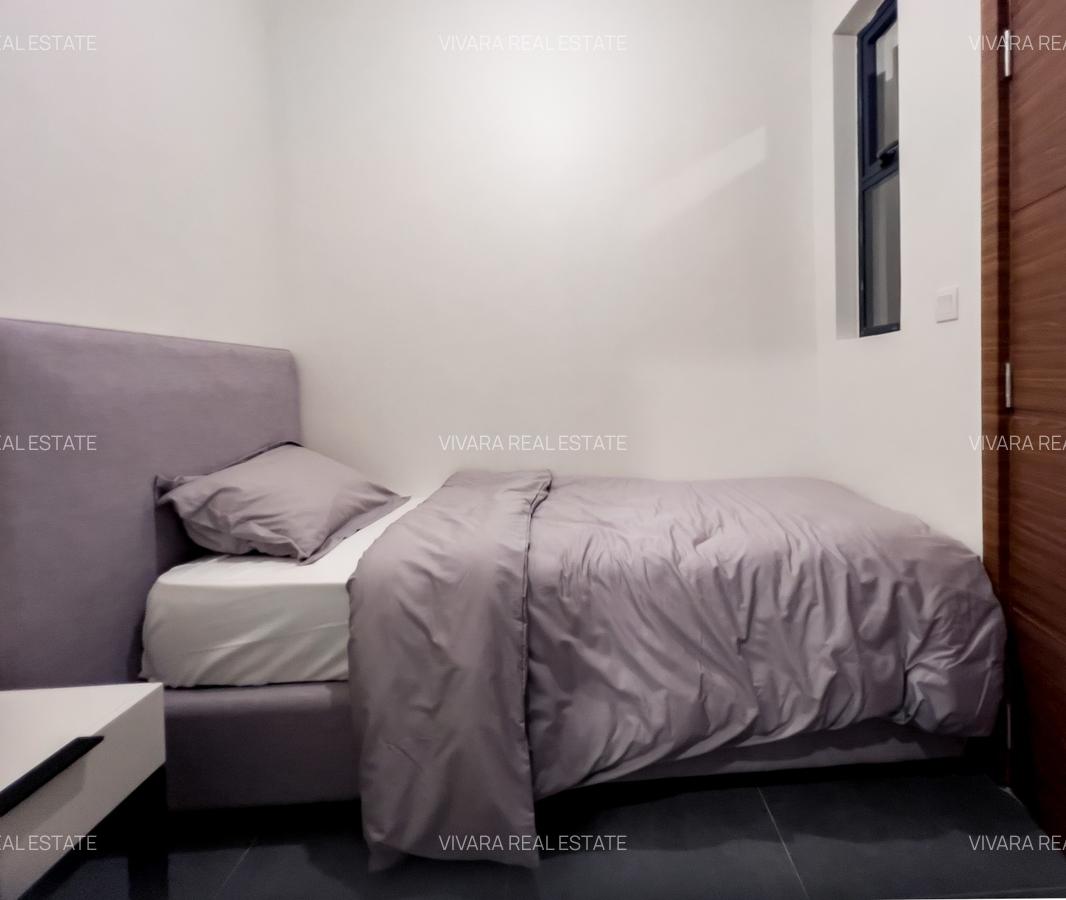 4 Bed Apartment with En Suite in Riverside - 8