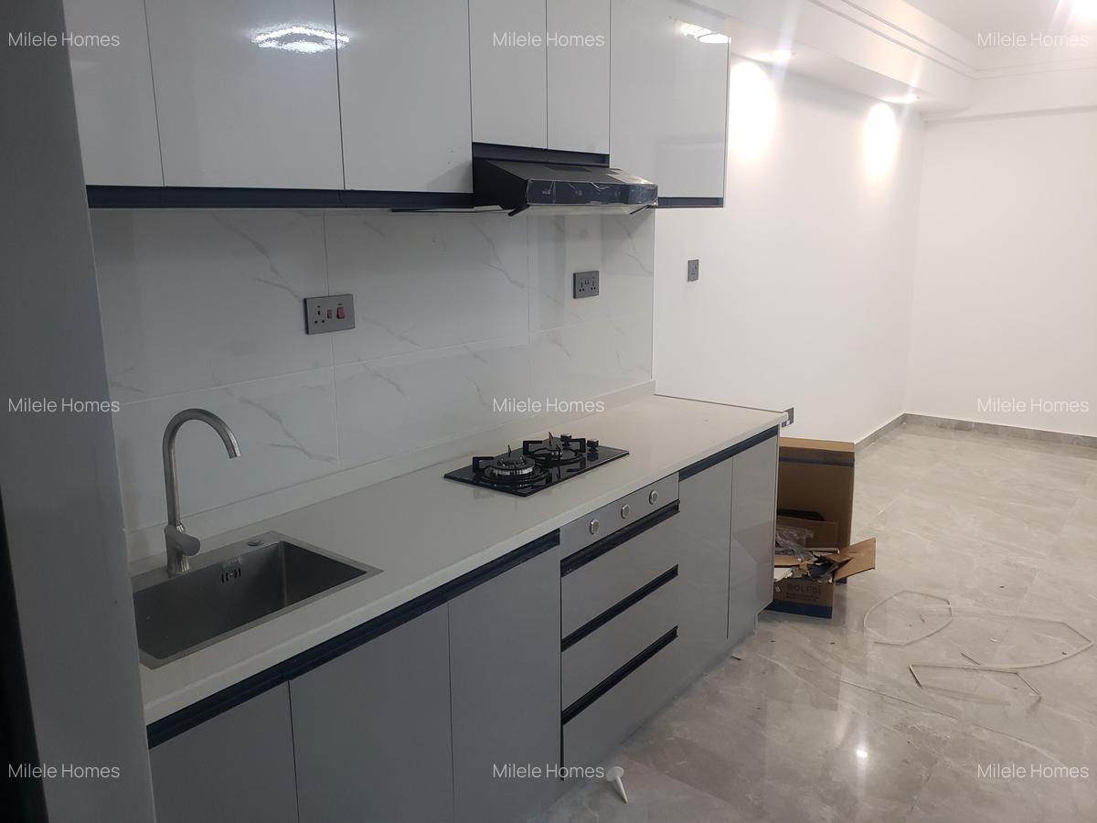 Serviced 1 Bed Apartment with Gym at Kindaruma Road - 3