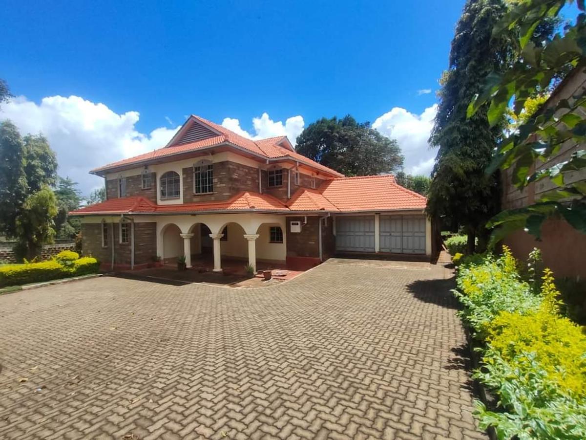 5 Bed House with En Suite at Runda - 1