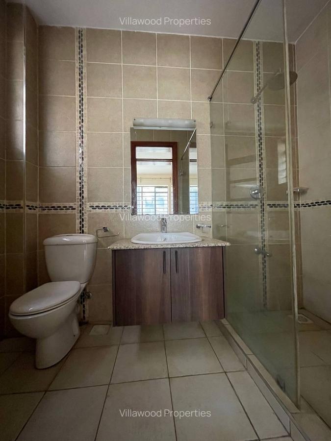 5 Bed Townhouse with En Suite in Lavington - 5