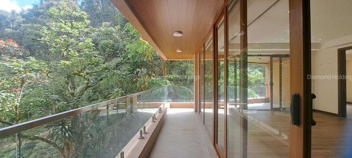 3 Bed Apartment with En Suite at Peponi Rd - 11