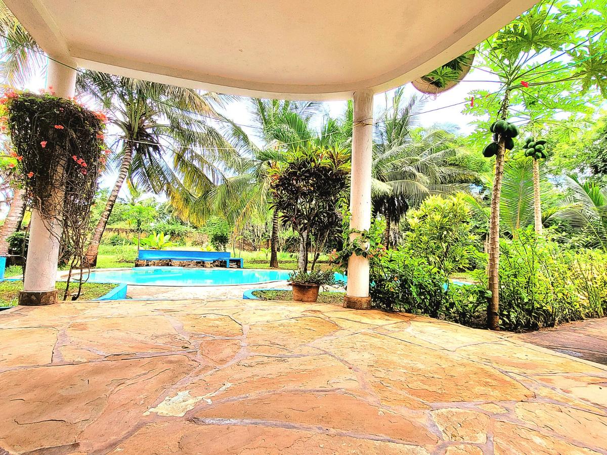 3 Bed Villa with En Suite in Diani - 5