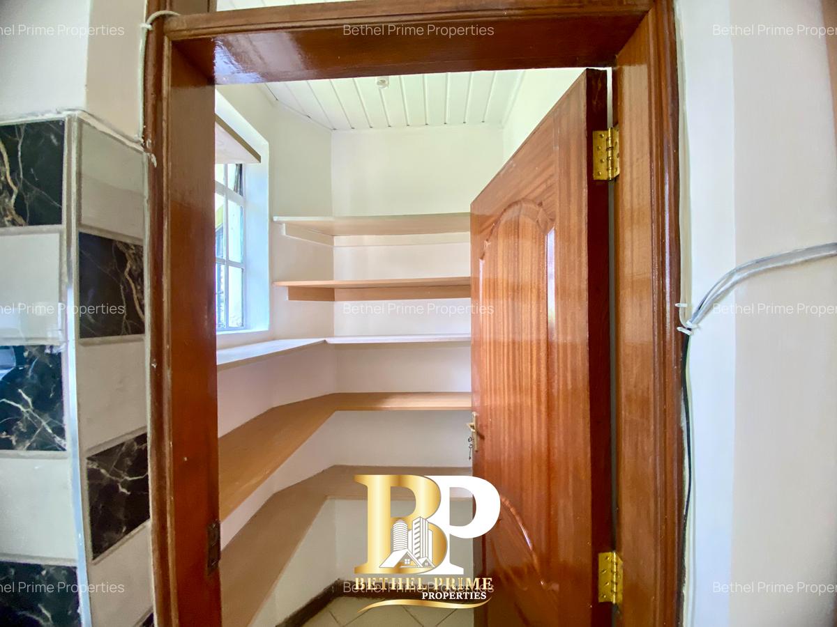 4 Bed Townhouse with En Suite in Spring Valley - 19