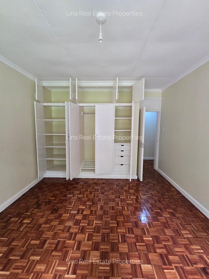 4 Bed House with En Suite in Gigiri - 15