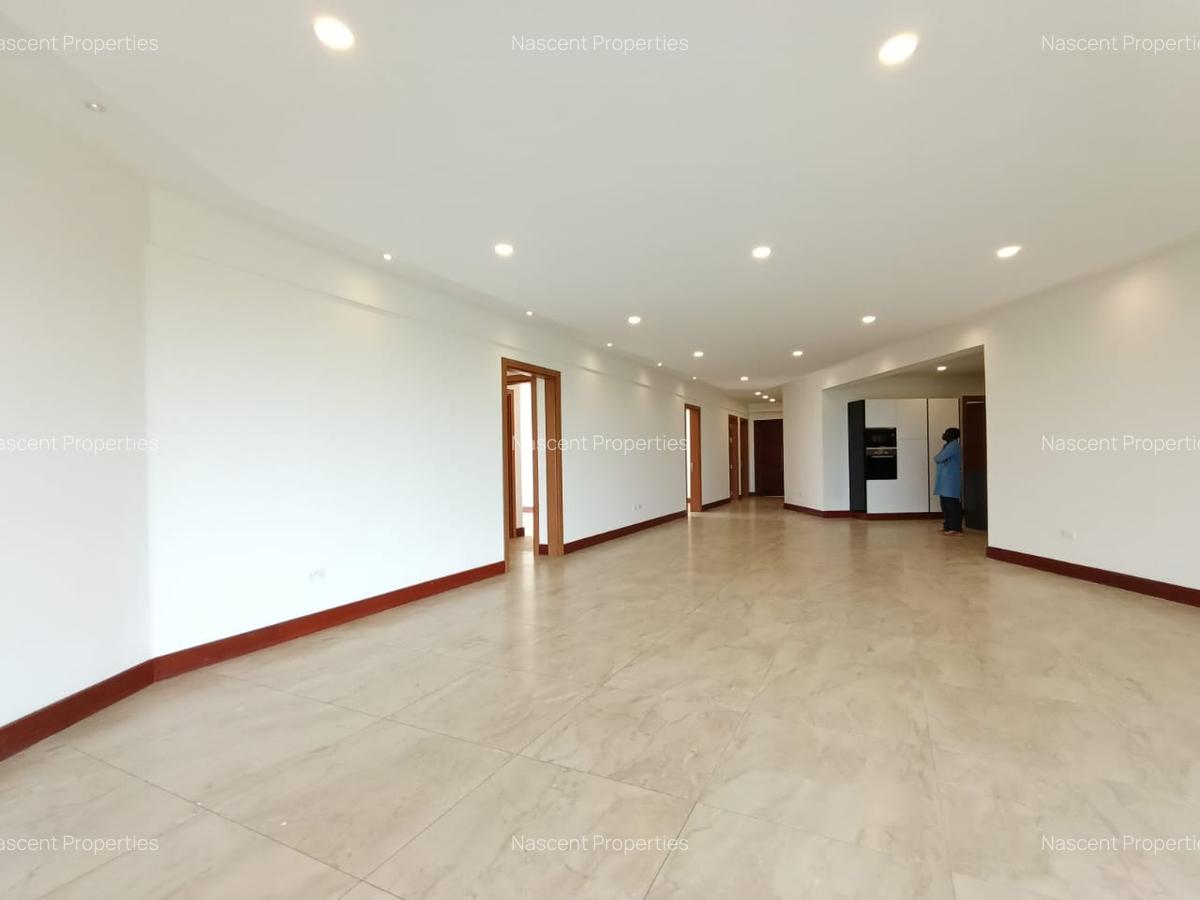 4 Bed Apartment with En Suite in Muthaiga - 12