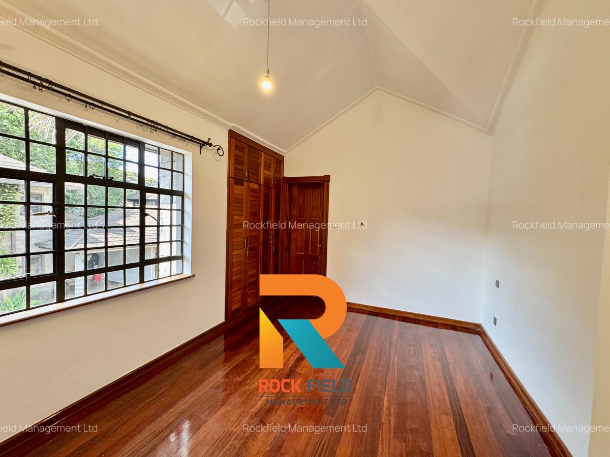 4 Bed Townhouse with En Suite at Peponi Road - 17