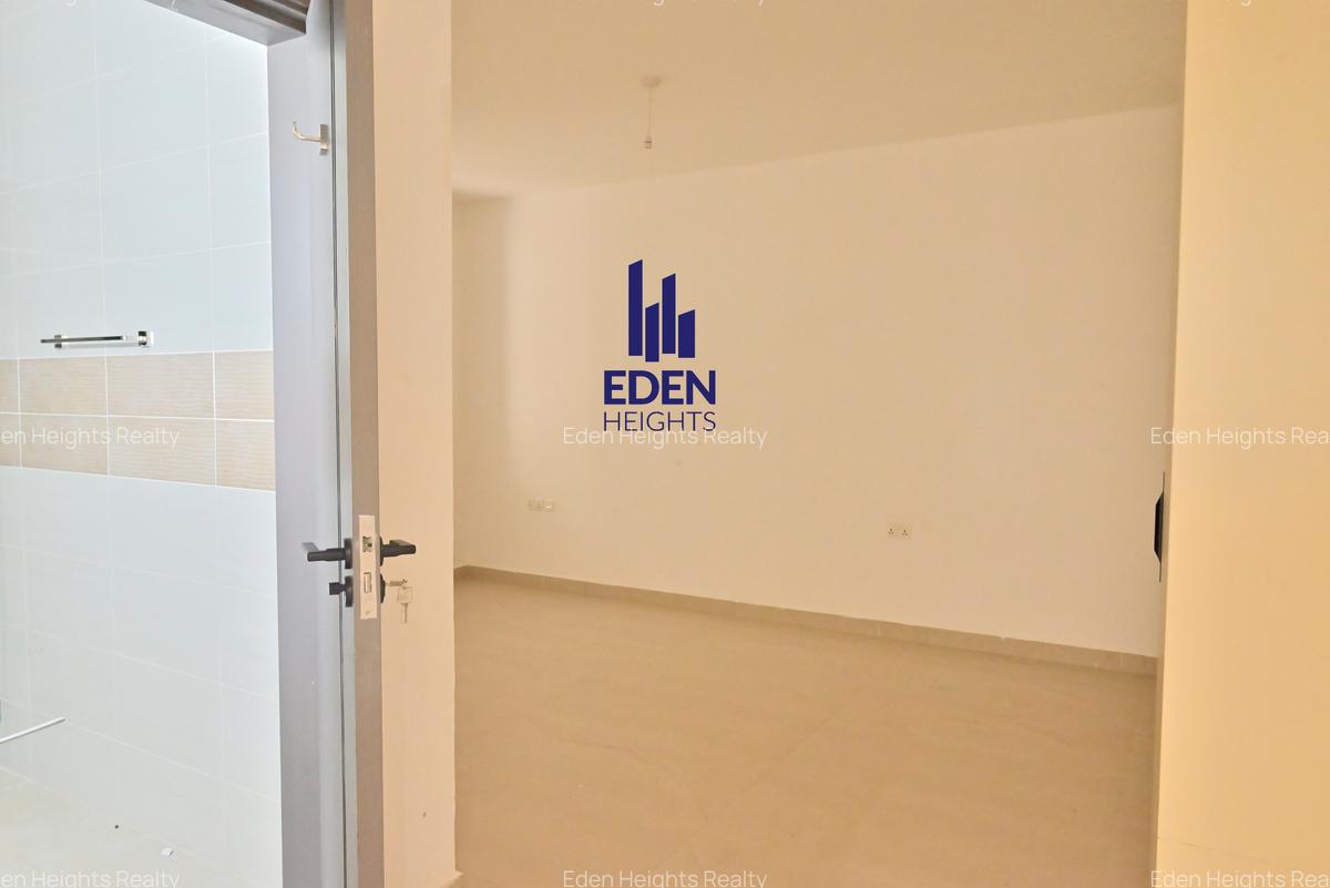 3 Bed Apartment with En Suite in General Mathenge - 5