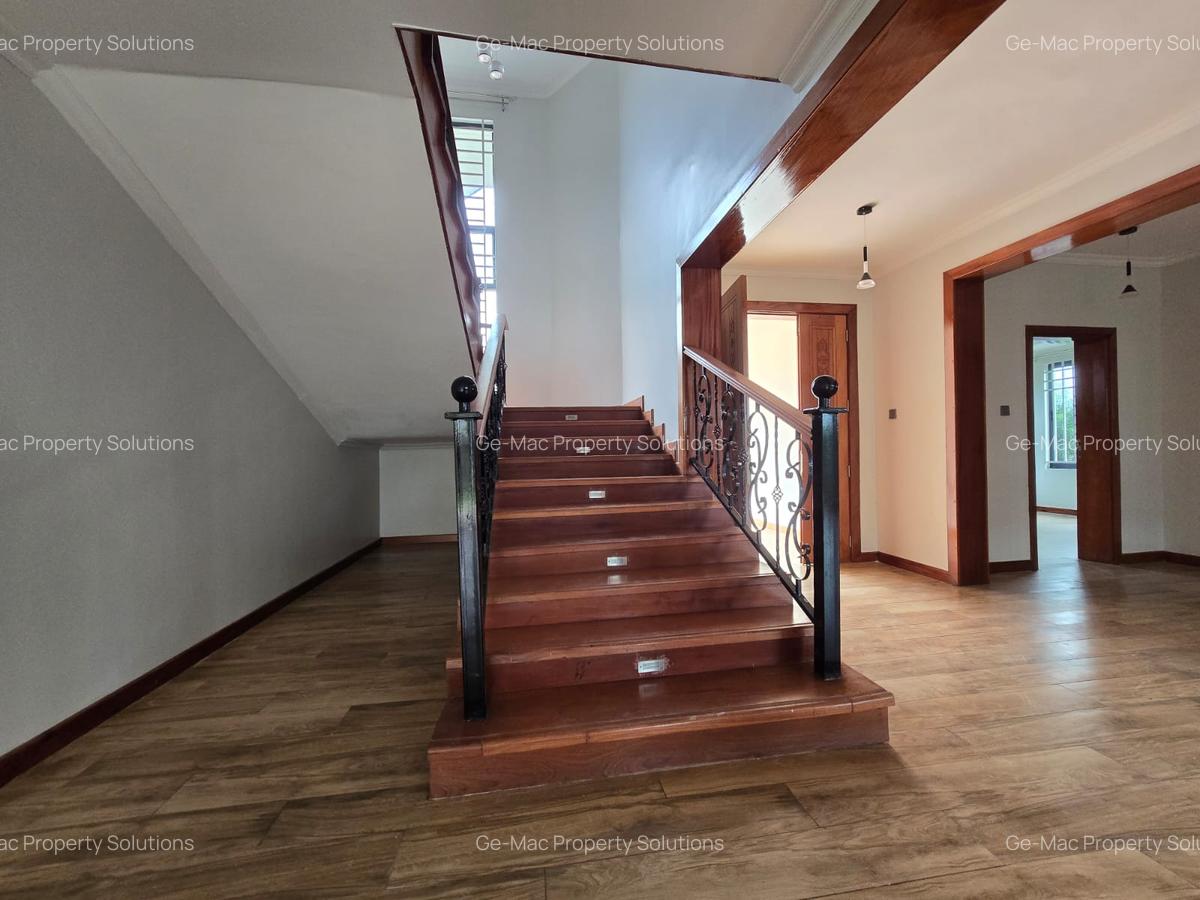 4 Bed House with En Suite in Runda - 4