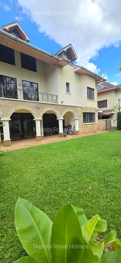 5 Bed Townhouse with En Suite at Lavington Convent Drive - 3