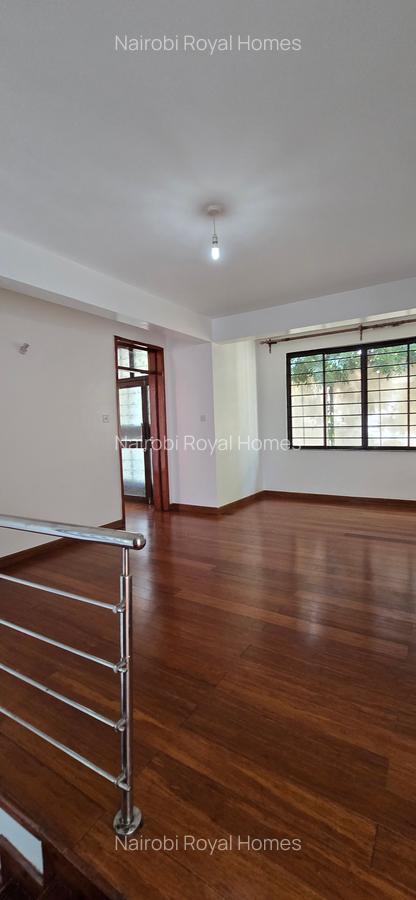 5 Bed Townhouse with En Suite at Lavington Convent Drive - 12