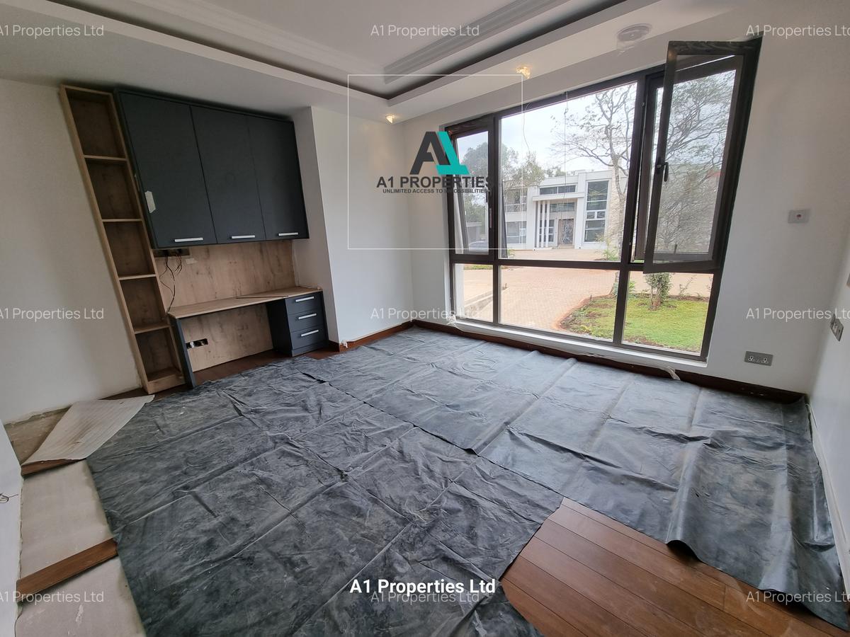 5 Bed Townhouse with En Suite in Karen - 15