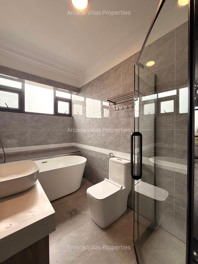 3 Bed Apartment with En Suite in Kileleshwa - 11