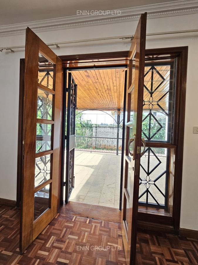 8 Bed House with En Suite at Spring Valley Rd - 18