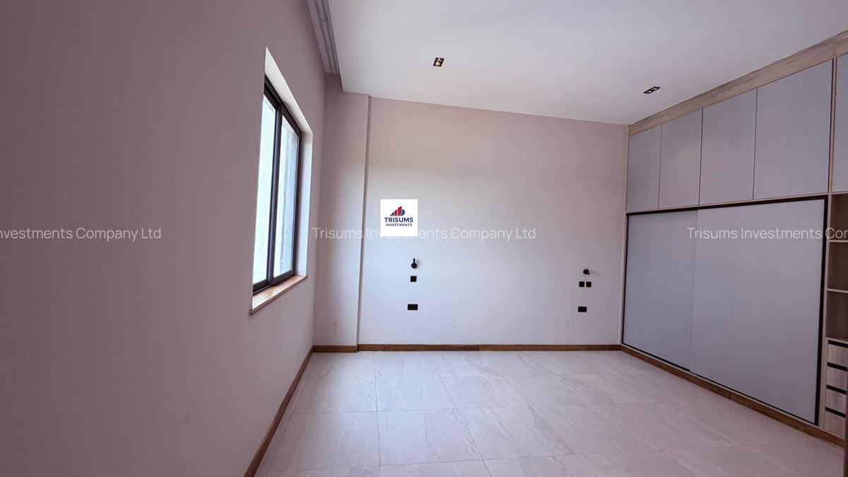 4 Bed Apartment with En Suite in Westlands Area - 12