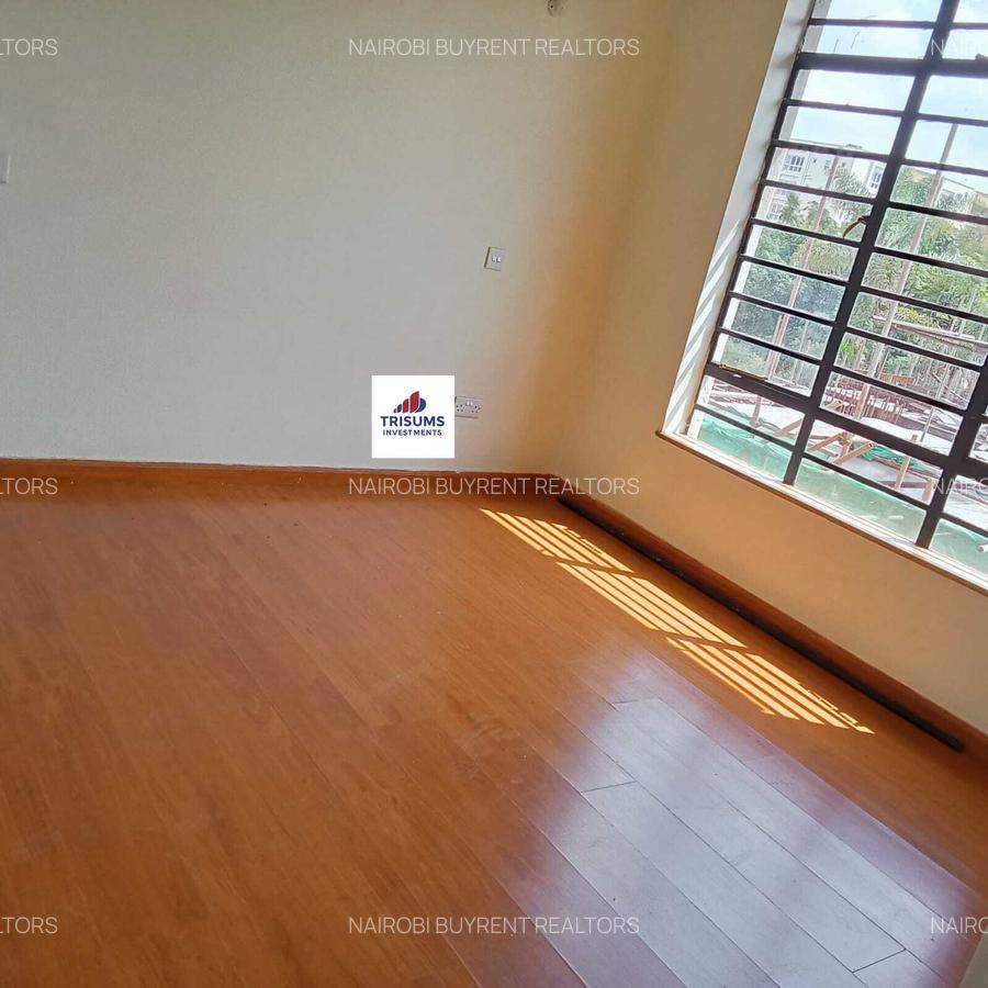 3 Bed Apartment with En Suite in Westlands Area - 10