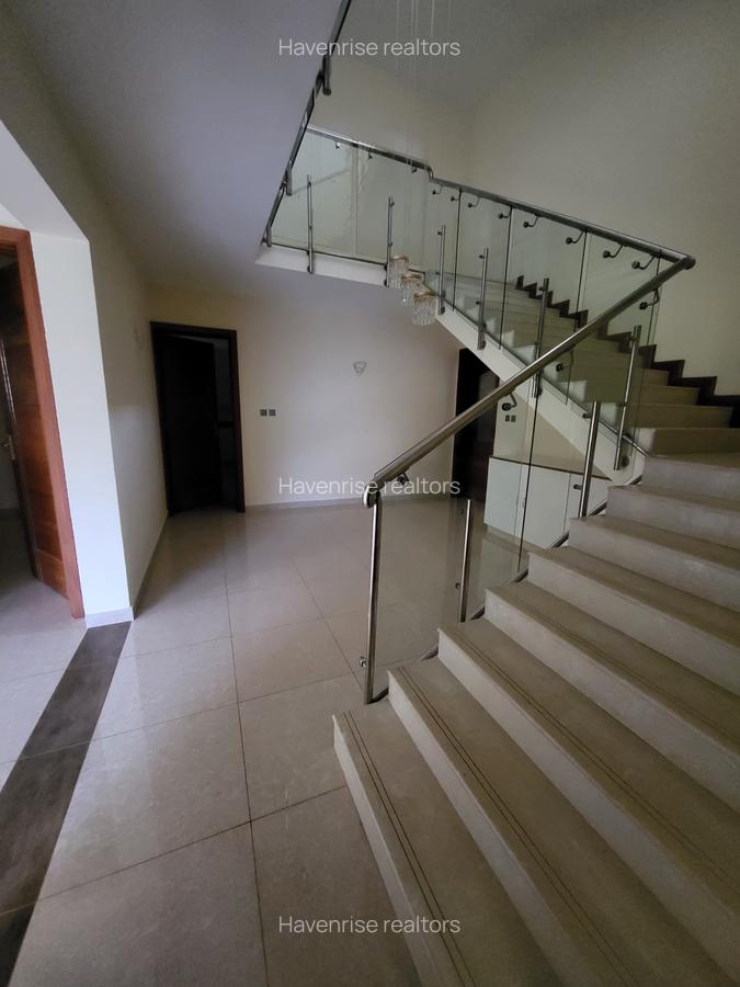 5 Bed Townhouse at Lavington - 10
