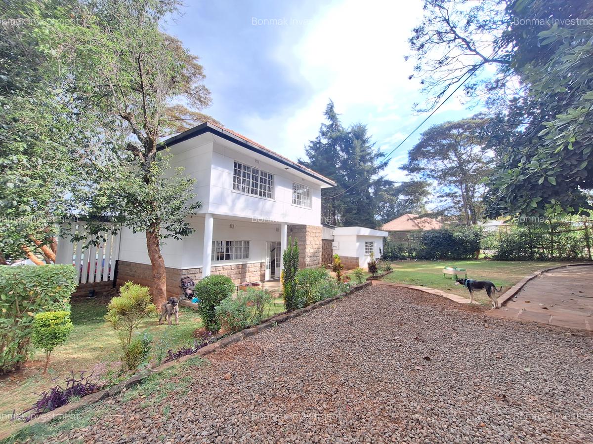 3 Bed Townhouse with En Suite at Lavington Green - 8