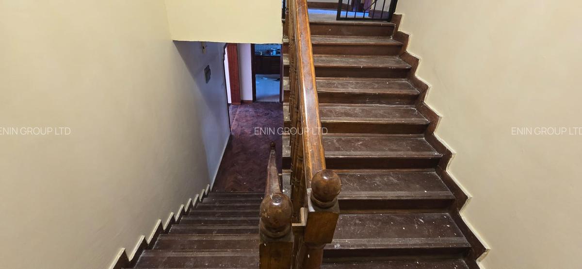 4 Bed Townhouse with En Suite at Amboseli Road - 7
