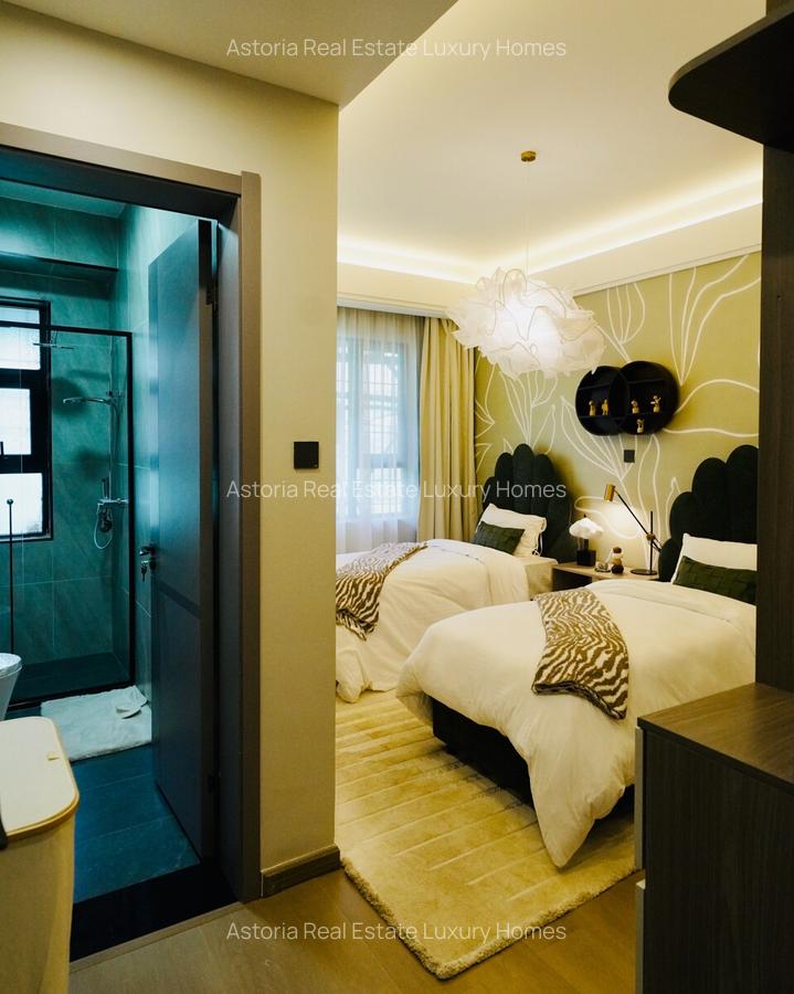 5 Bed Apartment with En Suite at 2026-107 - 12