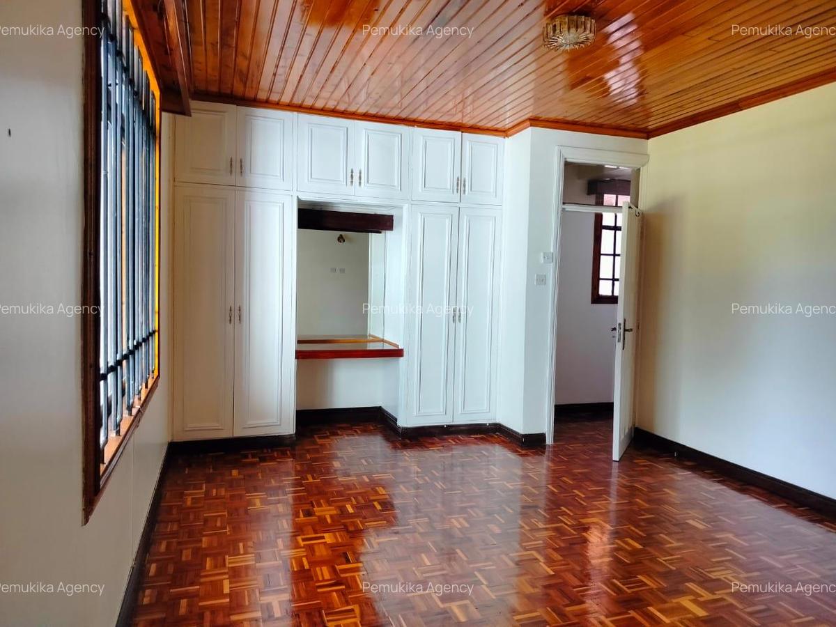4 Bed House with En Suite at Runda - 12