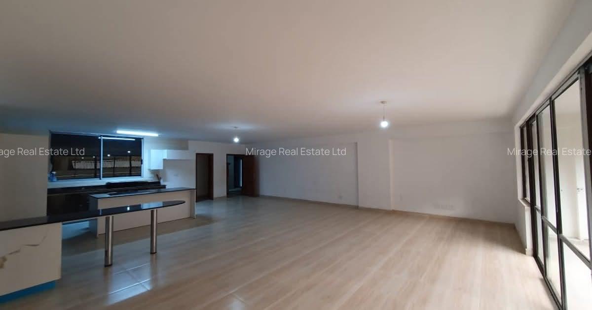 4 Bed Apartment with En Suite in Parklands - 3