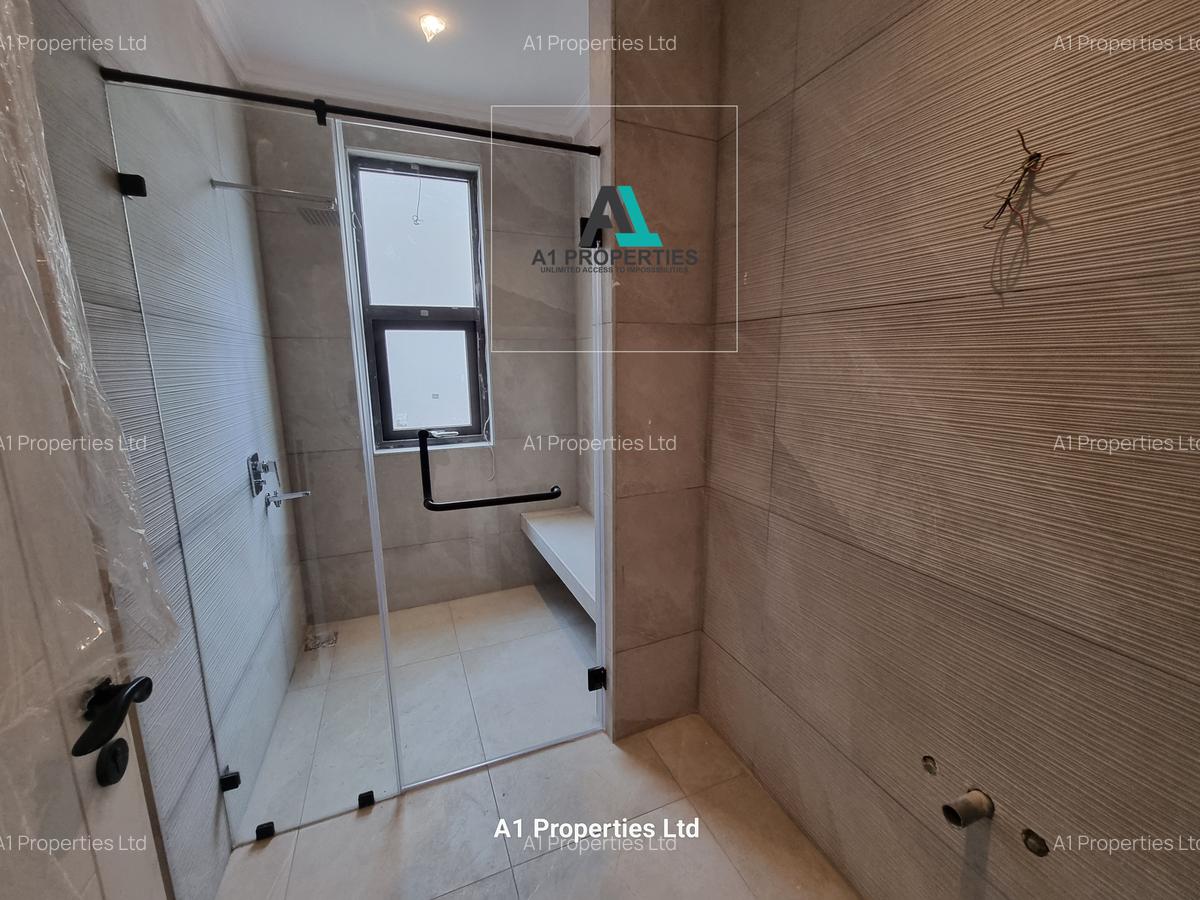 5 Bed Townhouse with En Suite in Karen - 5