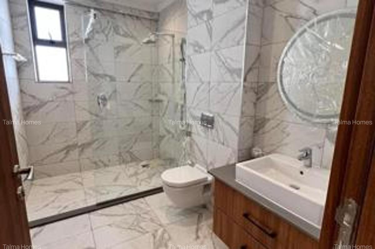 2 Bed Apartment with En Suite at Off Rhapta Road - 5