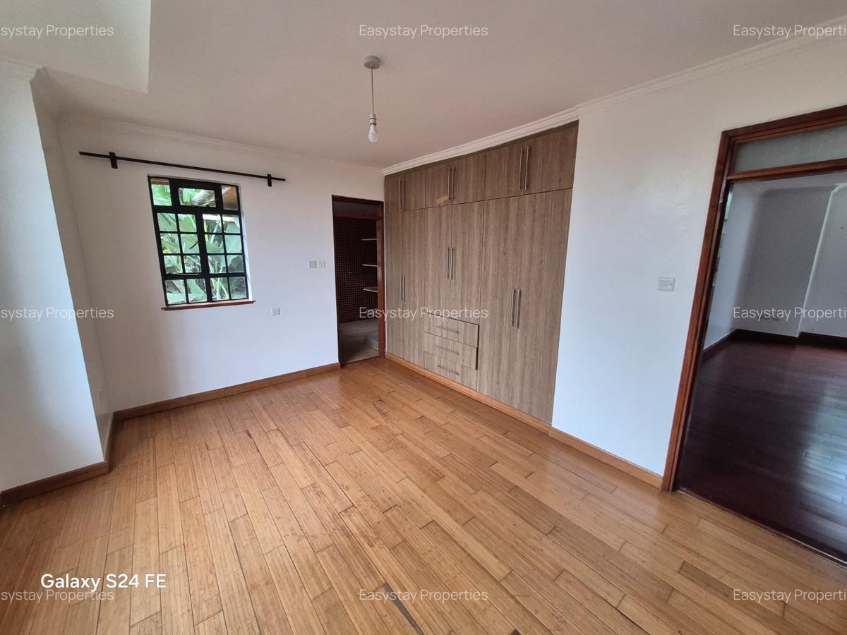 4 Bed House with En Suite in Runda - 10