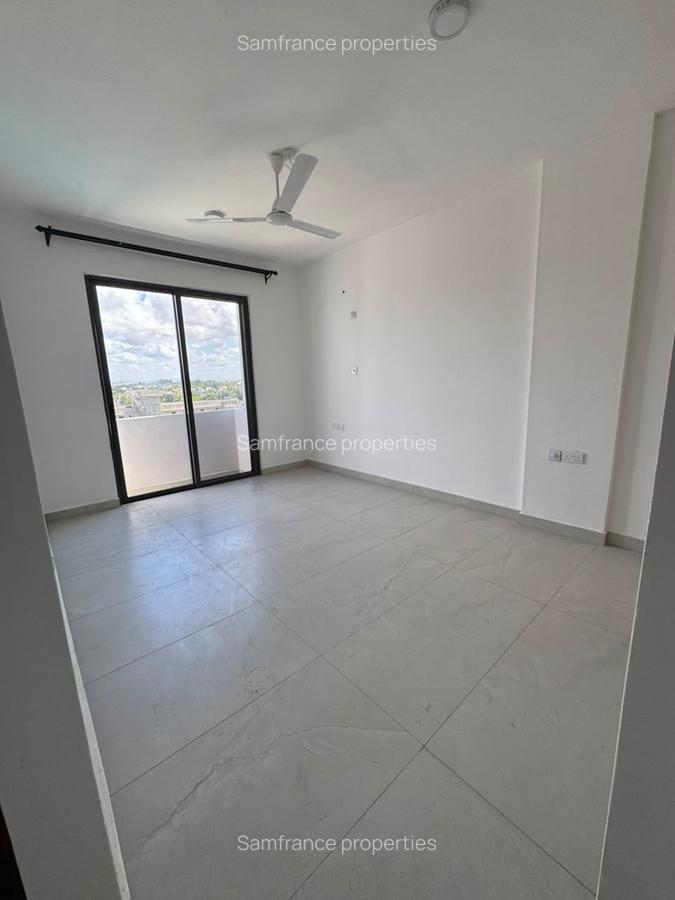Serviced 3 Bed Apartment with En Suite at Mount Kenya Road - 7