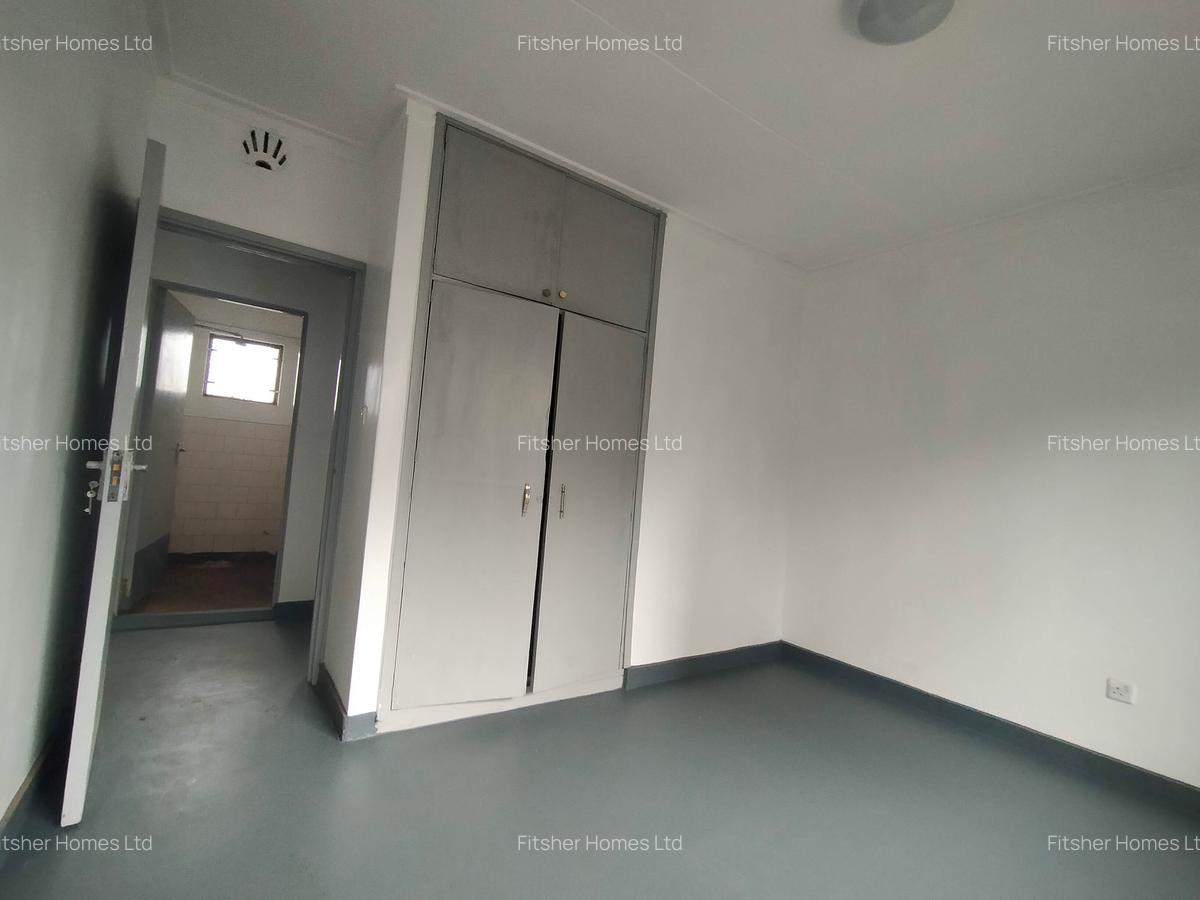 3 Bed House with Garden in Naivasha Road - 6