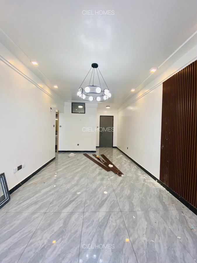1 Bed Apartment with Swimming Pool at Wood Avenue - 5