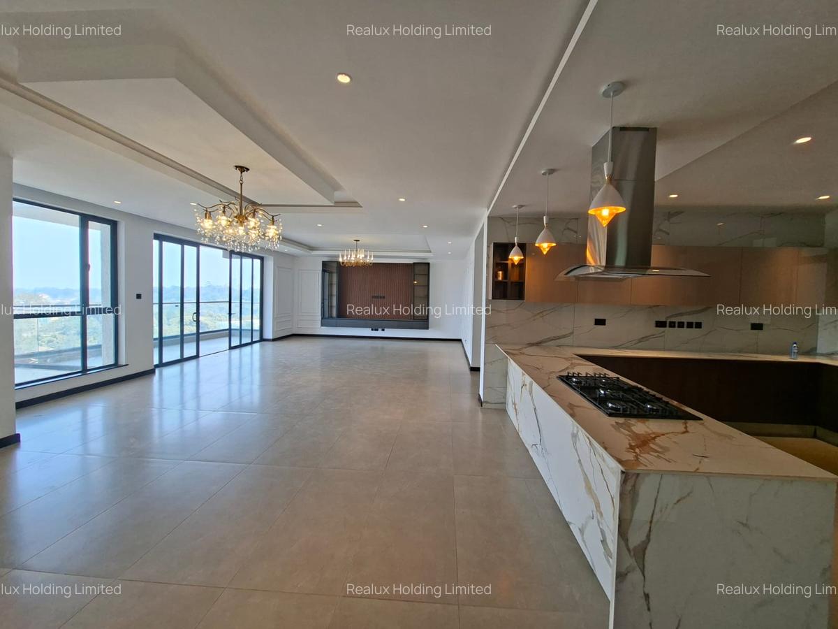 5 Bed Apartment with En Suite in Riverside - 11